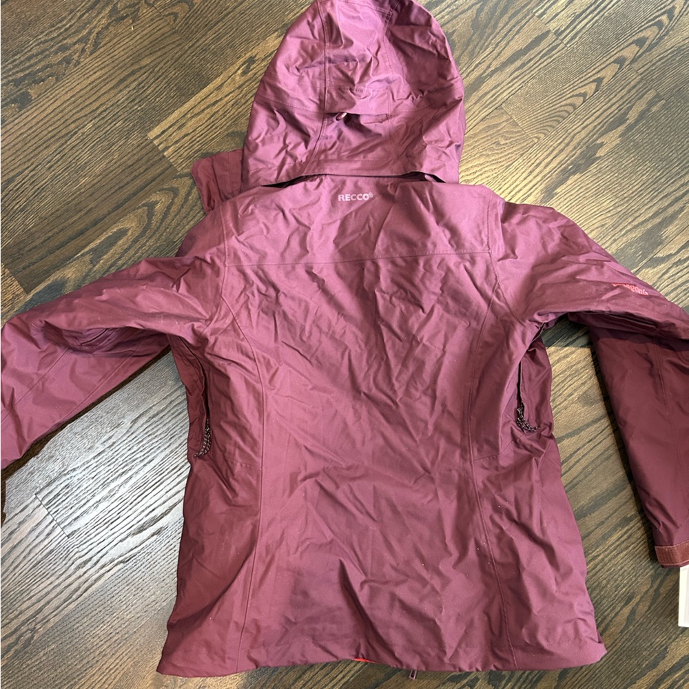 NWT Patagonia Ski/Snowboard Jacket